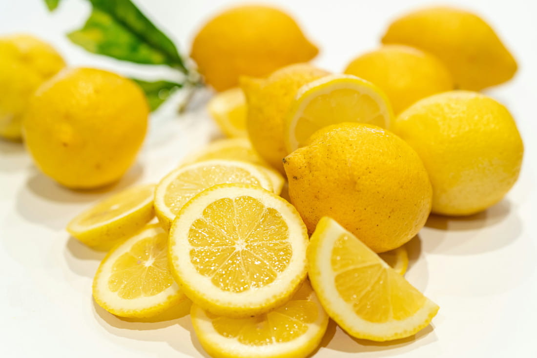 Lemon slices