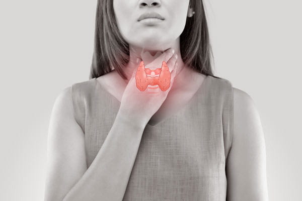 Women_thyroid_gland_control_shutterstock_683583508_CR_Emily-frost-.jpg